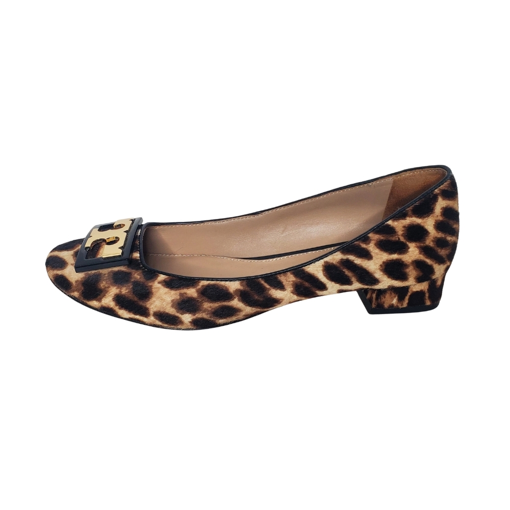Tory Burch Brown and Gold Loafers with Classic Rounded Toe - Picture 2 of 11
